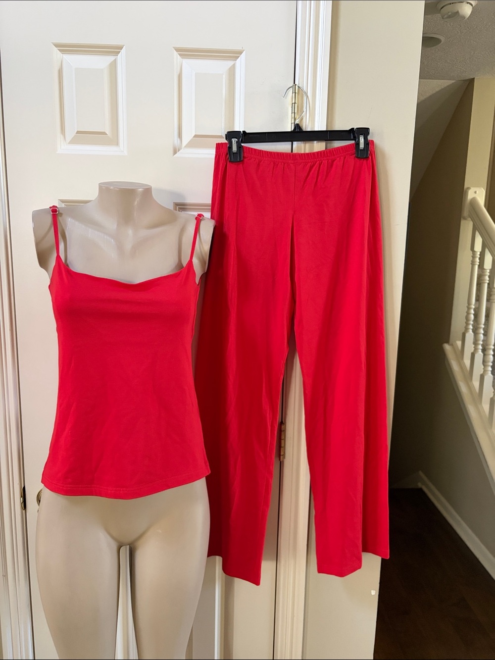 NWT Barbara Gerwit Red Two-Piece Camisole & Palazzo Pants Set, med